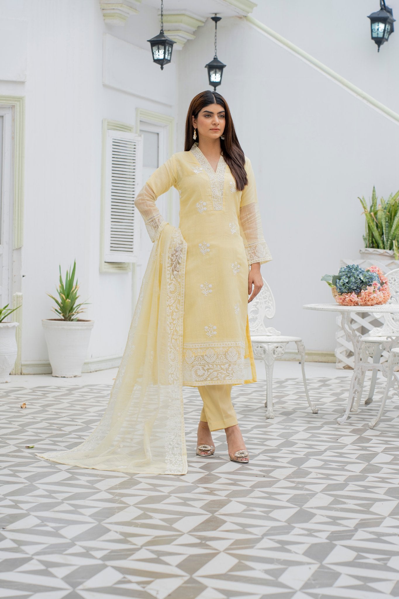 Amber Aura - Diva Clothings