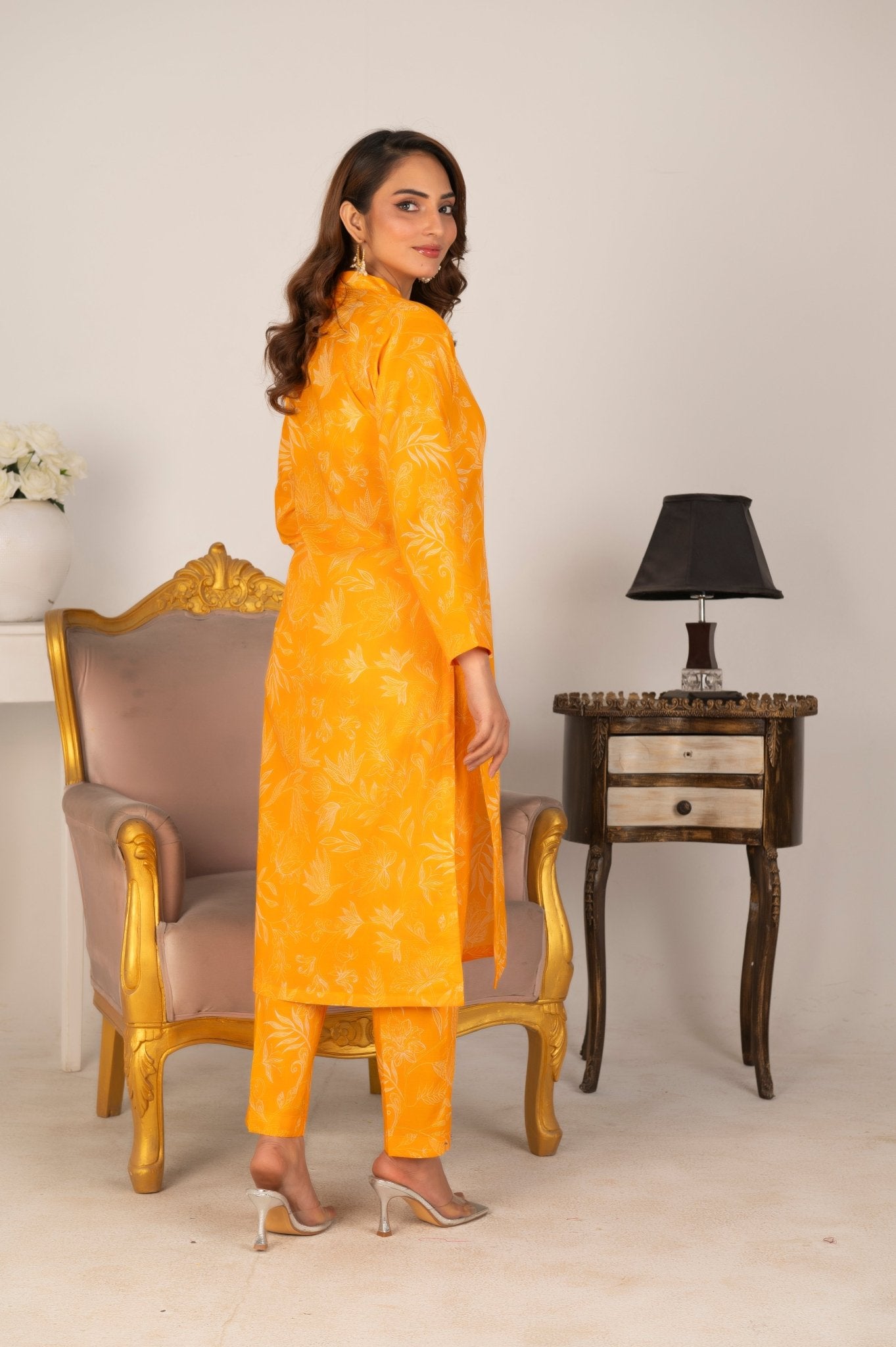 BLOOM ESSENCE - LAWN 2 PCS - Diva Clothings