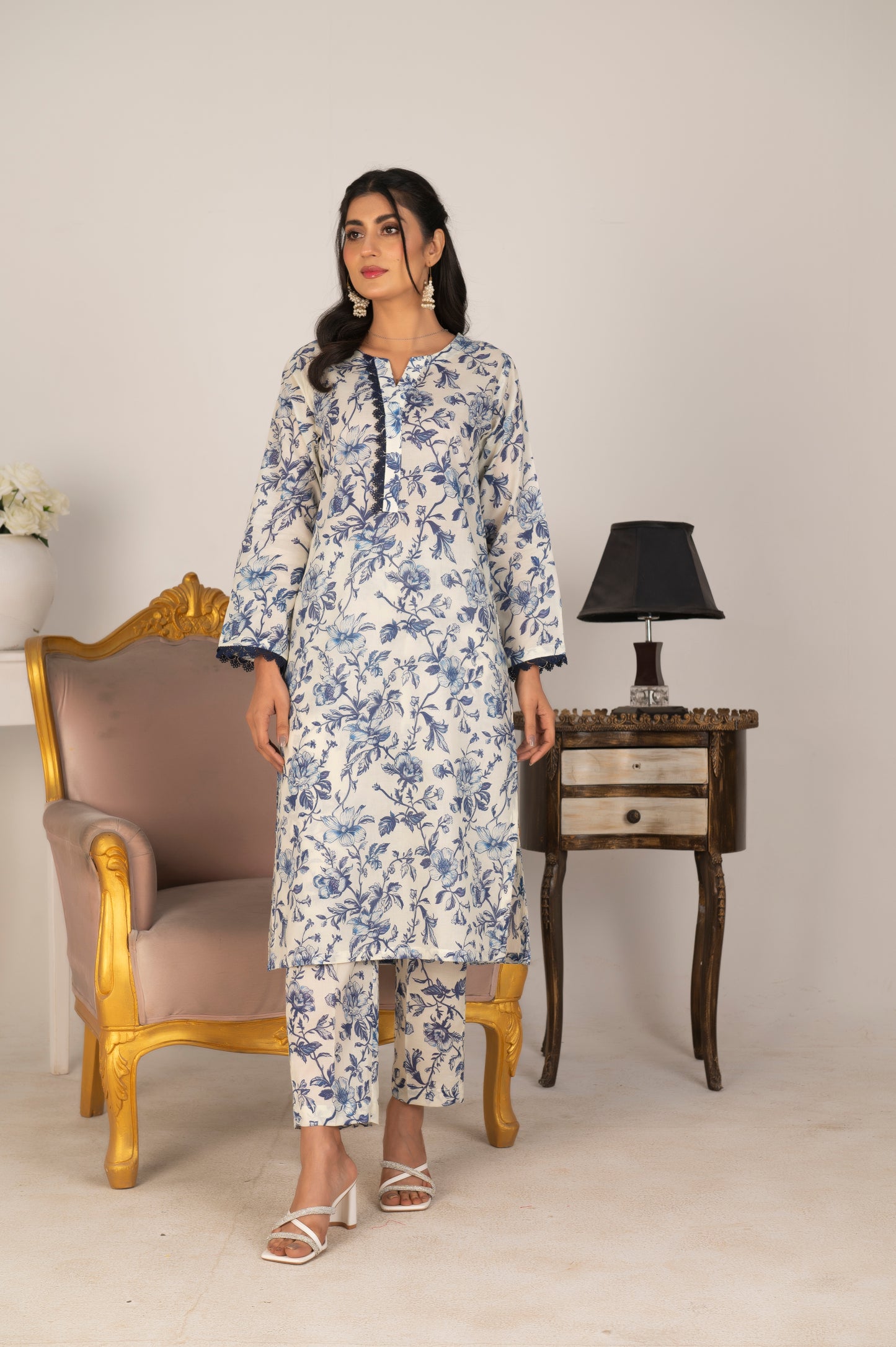BLUE FLORAL - LAWN 2 PCS